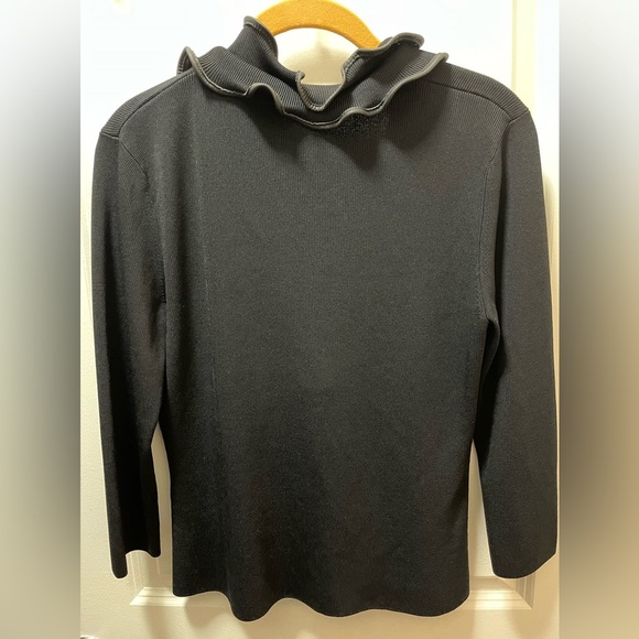 Cyrus Knit Skirt & Top Trimmed In Genuine Leather. - Picture 4 of 11